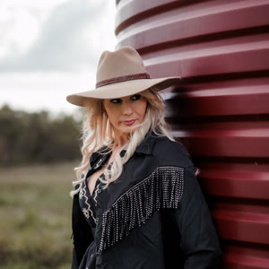 Victoria Crosby